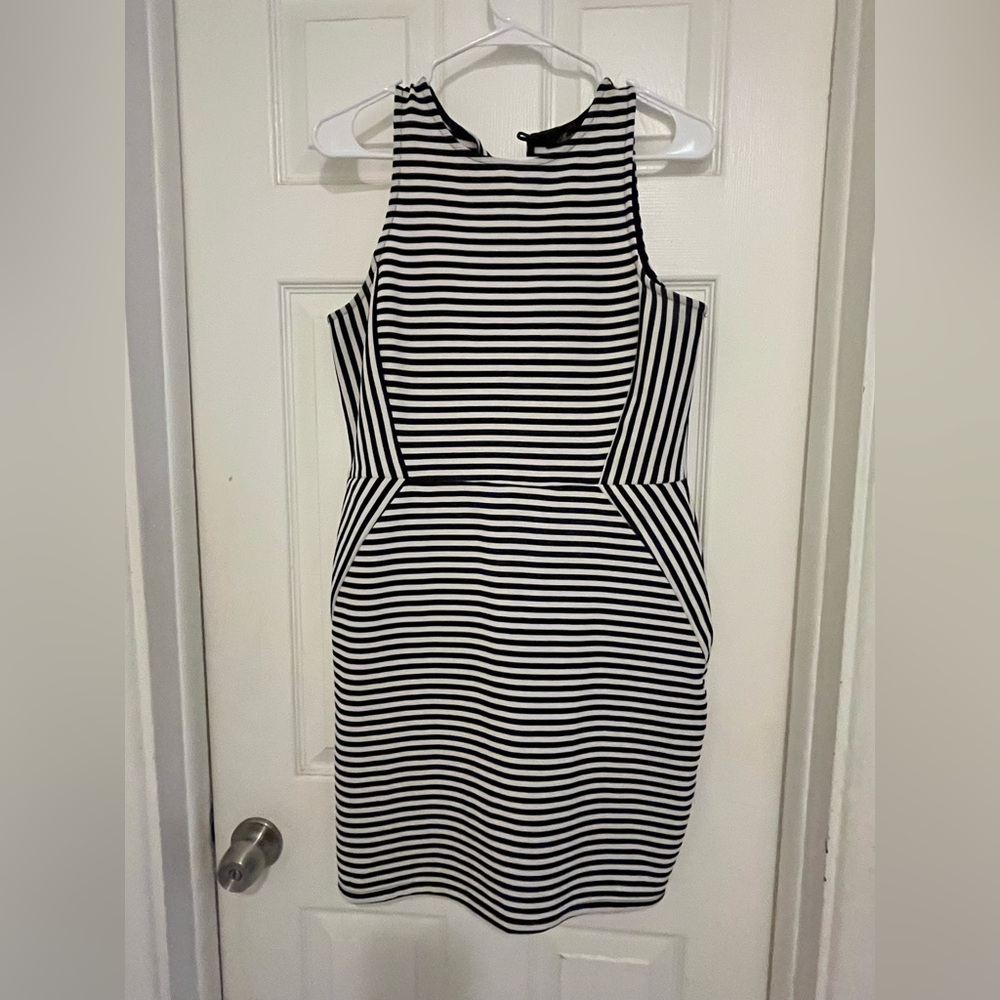 Monteau Striped Sleeveless Form Fitting Dresss XL